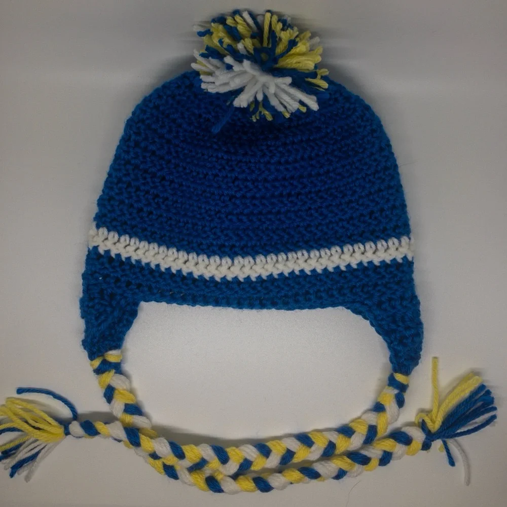 Handmade Crochet Earflap Hat Blue &‎ White Baby/Toddler Sizes Pom Pom Beanie